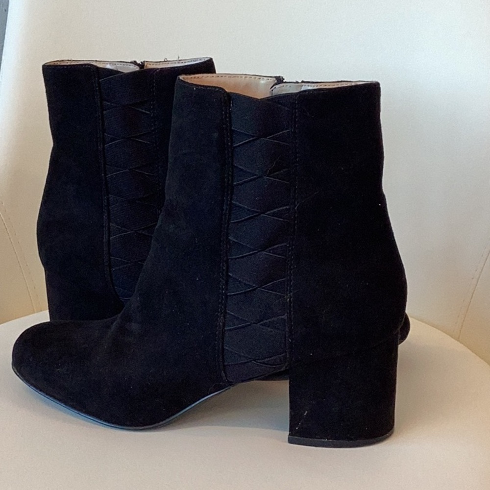 Nine West black suede booties, size 8